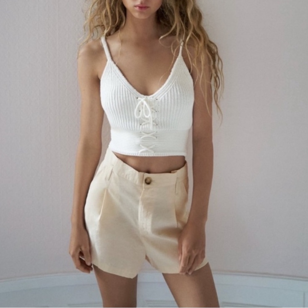 ZARA Beige Pleated High Waisted Shorts | M